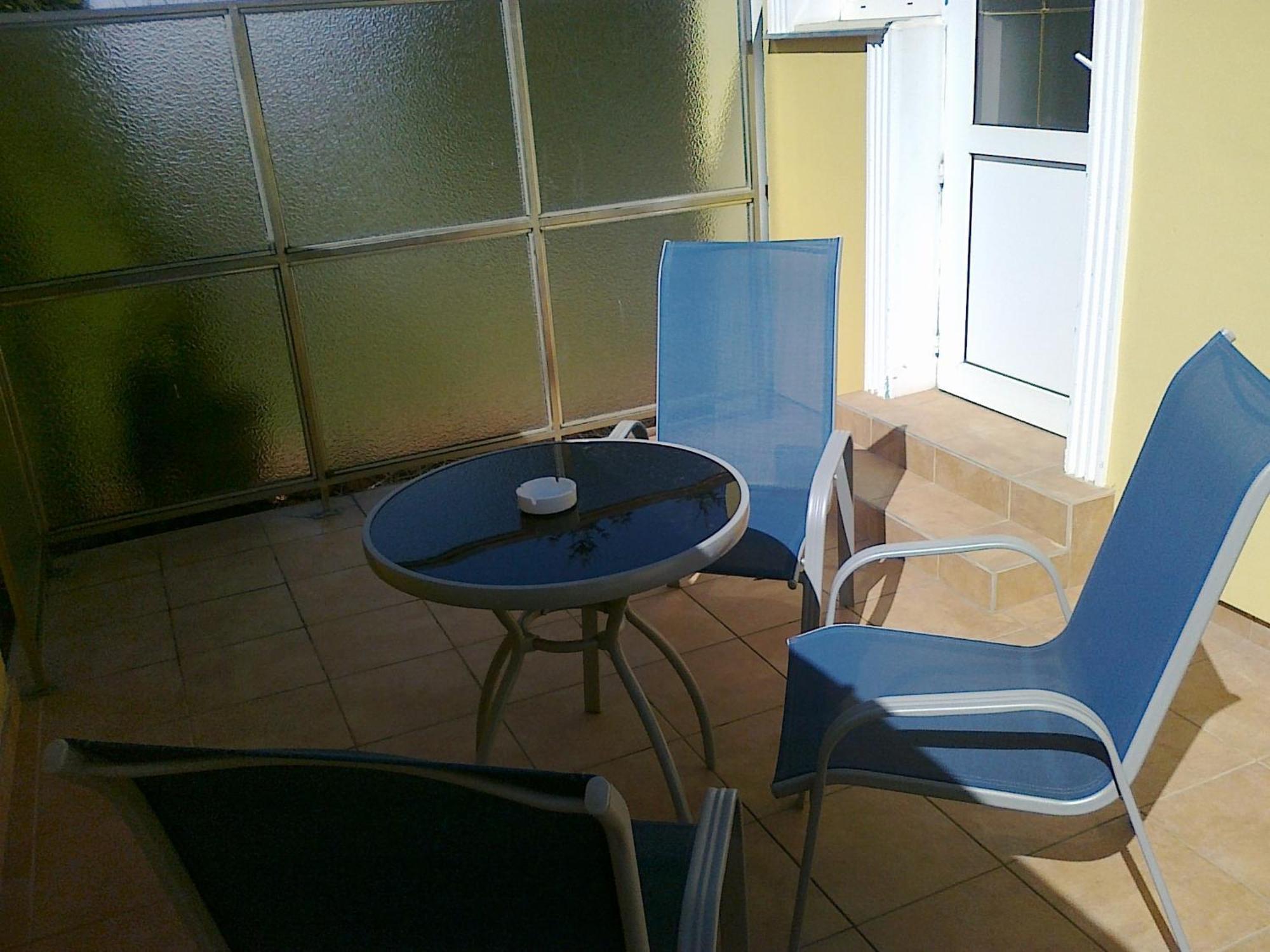 Szieszta Panzió Sarvar Exterior foto